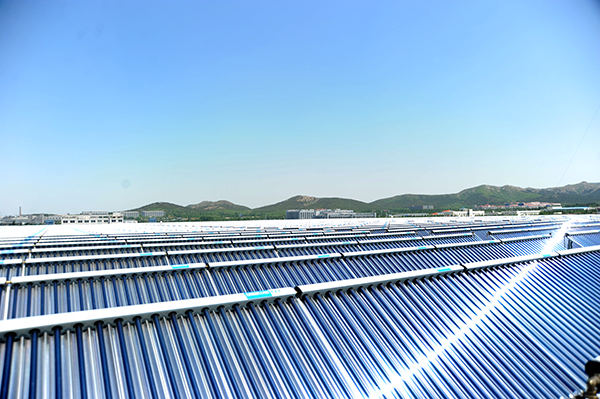13NG电子游戏瑞特太阳能CPC中温集热器.jpg